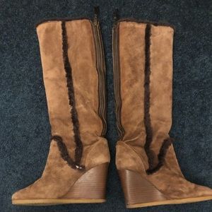 Warm and trendy shearling knee high brown boots size 6.5 JCrew